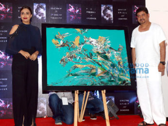 Soha Ali Khan and others at Bharat Thakur's art exhibition