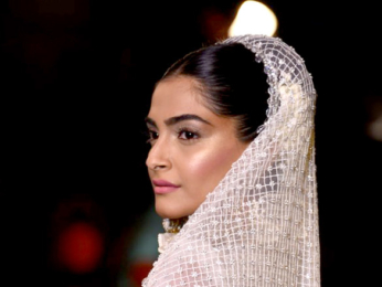 Sonam Kapoor walks for Abu Jani & Sandeep Khosla at 'Shaadi By Marriott' showcase