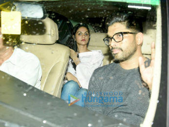 South Superstar Allu Arjun snapped with his wife post dinner at Social in Khar-4
