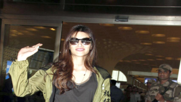 Sushant Singh Rajput and Kriti Sanon snapped at the airport leaving to attend the IIFA awards in New York