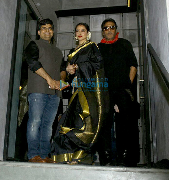 the effervescent alia bhatt was snapped with the hunky shahid kapoor beautiful anushka sharma and other celebs at the filmfare editor jitesh pillais birthday bash 9