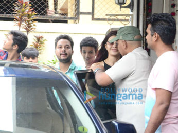 The sensational Jacqueline Fernandez snapped post her rehearsals in Bandra