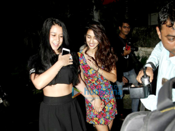 Tiger Shroff, Disha Patani and Nidhhi Agerwal at the launch of Mane Maniac Salon