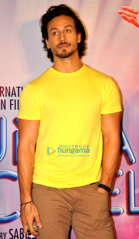tiger shroff and nawazuddin siddiqui unveil the swag song from their film munna michael 4