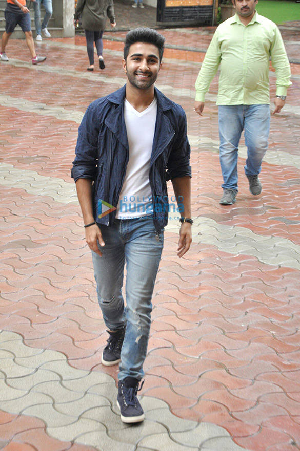 trailer launch of aadar jain and anya singhs film qaidi band 5