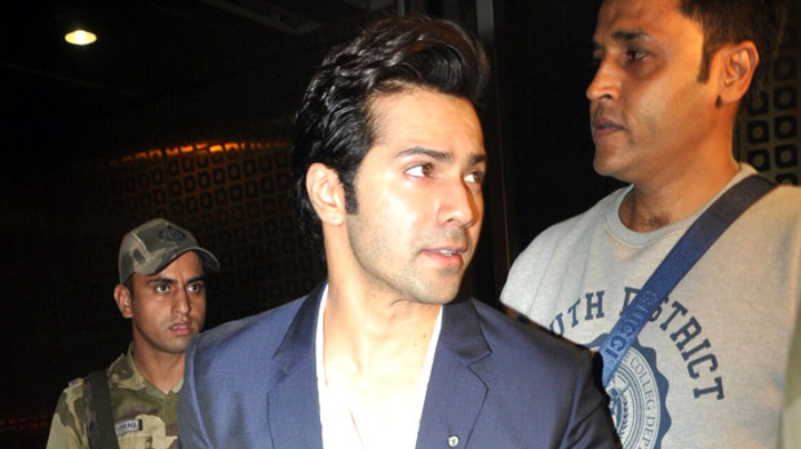 Varun Dhawan SPOTTED Leaving For IIFA New York 2017 Varun Dhawan SPOTTED Leaving For IIFA New York 2017