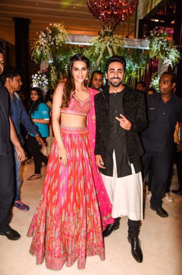 When Ayushmann Khurrana, Kriti Sanon gate crashed an engagement party-5