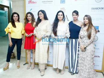 Yesteryear divas Zeenat Aman, Padmini Kolhapure and other celebs grace the jury round of NJA Awards 2017