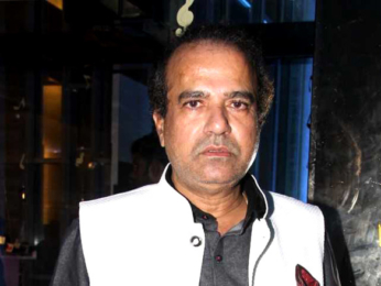 Govinda, Sonu Nigam, Alka Yagnik, Abhijeet Bhattacharya, Sameer seen at Anand-Milind's bash