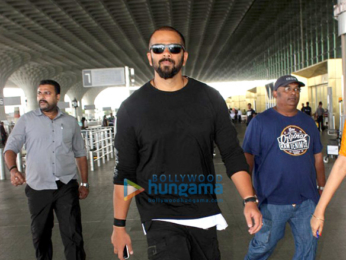 Ajay Devgn, Parineeti Chopra, Priyanka Chopra and more spotted at Mumbai airport