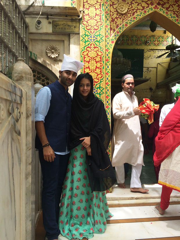 Aadar Jain and Anya Singh visit the Holy Ajmer Sharif Durgah-2