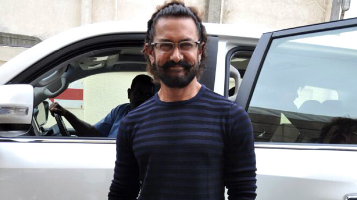 Aamir Khan Unveils A Special Poster Of ‘Secret Superstar’ Aamir Khan Unveils A Special Poster Of ‘Secret Superstar’