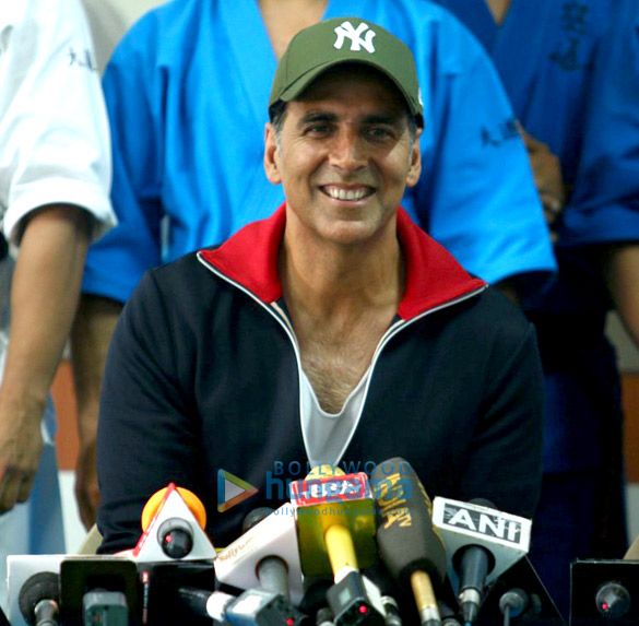 akshay and bhumi at martial arts schools graduation day 5