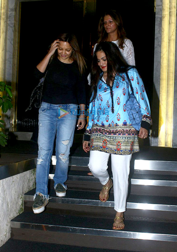 alvira agnihotri gauri khan and others snapped post dinner at arth 3