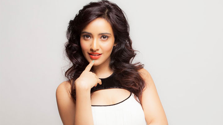 “Anees Bazmee Is A ROCKSTAR, He Is Passionate”: Neha Sharma | Mubarakan | Arjun Kapoor | Anil Kapoor “Anees Bazmee Is A ROCKSTAR, He Is Passionate”: Neha Sharma | Mubarakan | Arjun Kapoor | Anil Kapoor