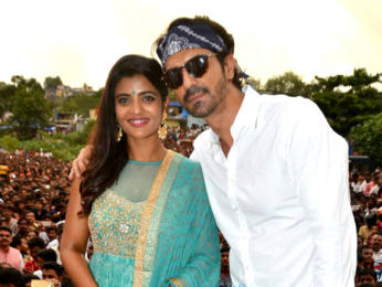 Arjun Rampal and Aishwarya Rajesh promote 'Daddy' at Dahi Handi Celebrations
