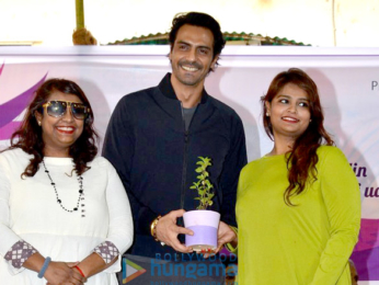 Arjun Rampal unveils a new song for movie 'Daddy' at Dagdi Chawl