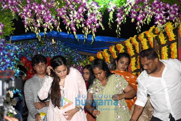 bollywood stars at salman khans ganesh visarjan 3