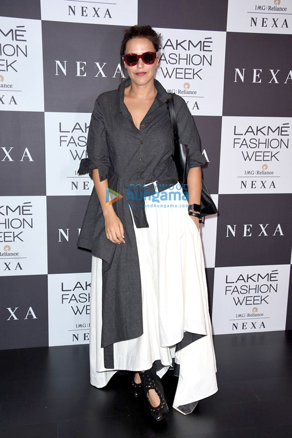 celebrities on day 2 of lakme fashion week 2017 2