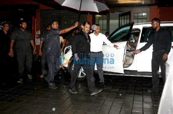 celebs at arpita khans house for ganesh chaturthi celebrations 6