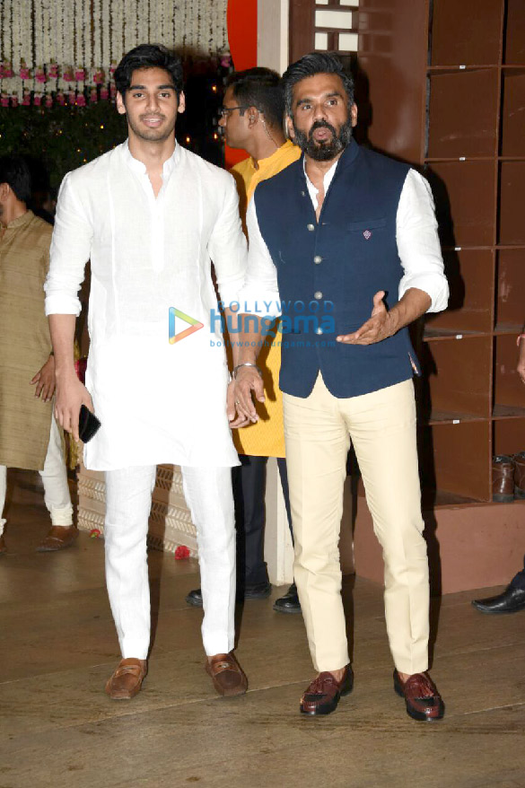celebs grace at ambanis house for ganesh chaturthi 15