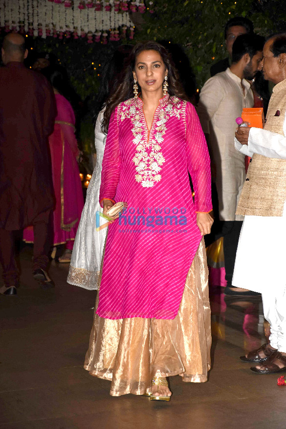 celebs grace at ambanis house for ganesh chaturthi 30