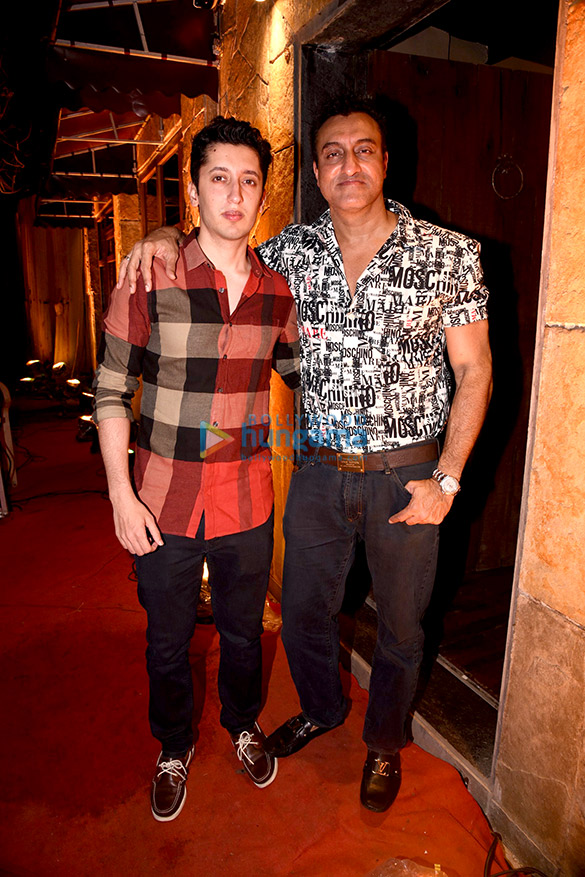 celebs grace the launch of the restro bar mia by alps hospitality 8
