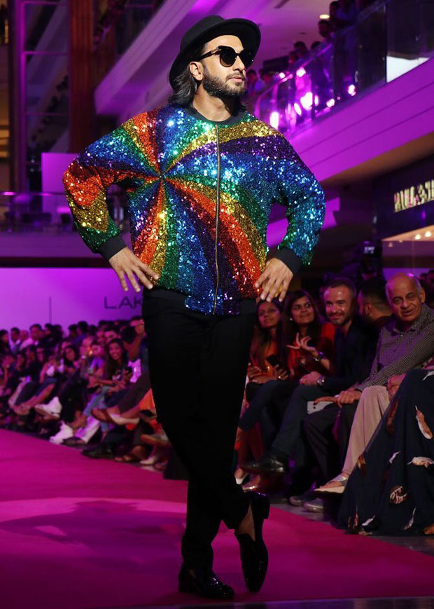 Check out: Ranveer Singh added more sparkle and colour with his