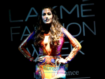 Chitrangada Singh walks for Neha Agarwal at Lakme Fashion Week 2017