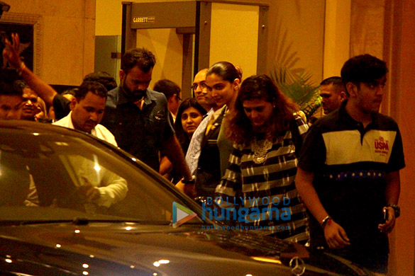 deepika and irrfan snapped post meeting 1