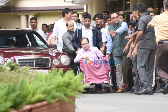 dilip kumar discharged from hospital 02