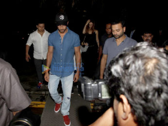 Hrithik Roshan, Sussanne Khan snapped with friends post dinner at Yauatcha, Bandra