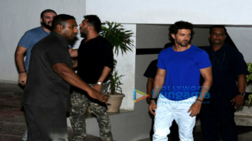 Hrithik Roshan and Ritesh Sidhwani snapped post a meeting at Farhan Akhtar’s house in Bandra