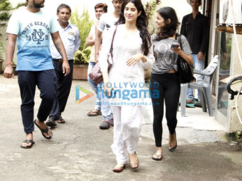 Jhanvi Kapoor snapped in Bandra post her dance practice