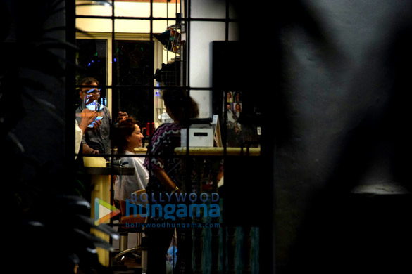 madhuri dixit snapped at kromakay salon 2