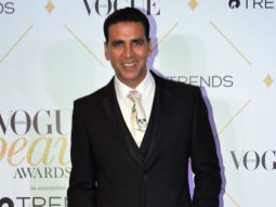 OMG! This super hilarious speech of Akshay Kumar written by Twinkle Khanna at Vogue awards will leave you in splits