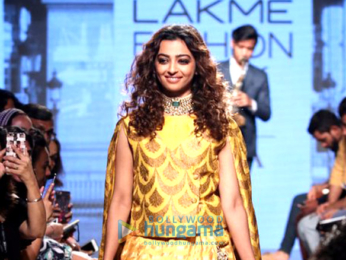 Radhika Apte walks for Shailesh Singhania at Lakme Fashion Week 2017