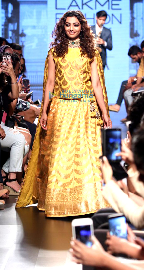 Radhika Apte walks the ramp for Shailesh Singhania at Lakme Fashion Week 2017