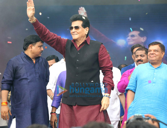 ranveer singh graces dahi handi celebrations in mumbai 7