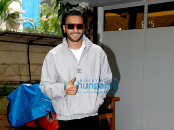 Ranveer Singh snapped post a salon session in Bandra