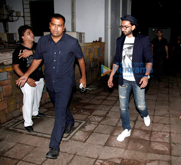ranveer singh snapped post dinner at grandparents house 2