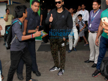 Ranveer Singh snapped post gym in Bandra