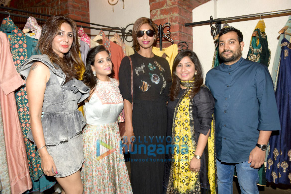 sagarika hrishitaa attend the showcase of fusion fashion 3