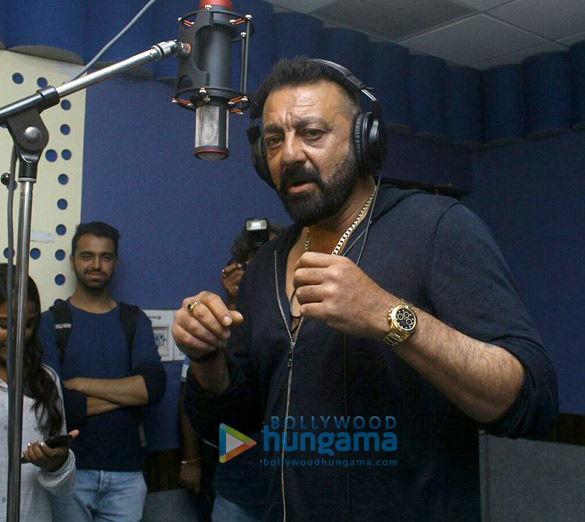 sanjay dutt records a ganesha song for bhoomi 9