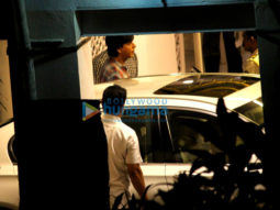 Shah Rukh Khan spotted at Dilip Kumar’s house