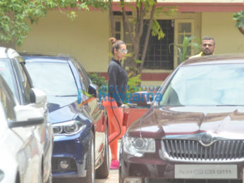 Shahid Kapoor, Sohail Khan, Malaika Arora, Rhea Chakraborty snapped after gym session