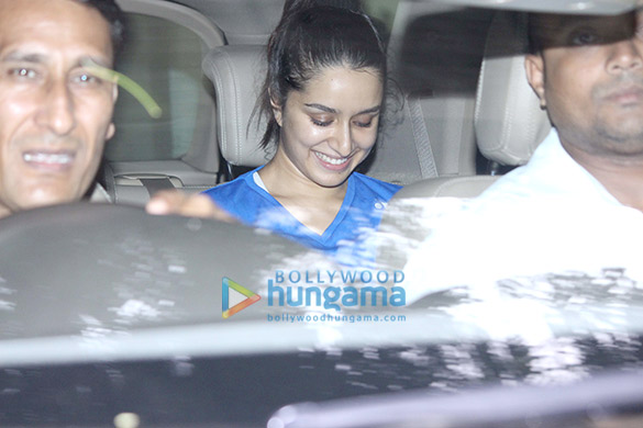 shraddha kapoor and sonal chauhan snapped post gym in bandra 5