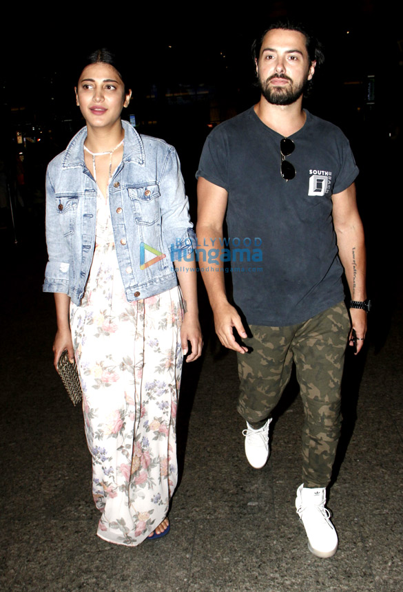 shruti haasan snapped with boyfriend at the airport 3