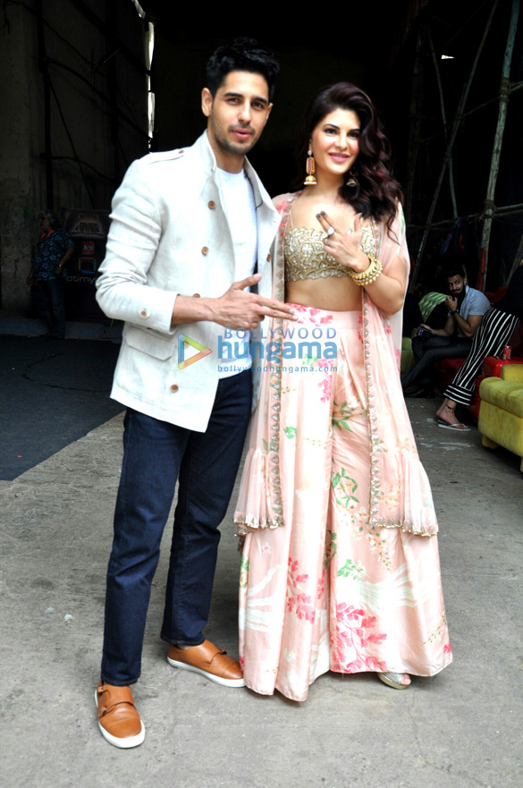 Sidharth Malhotra and Jacqueline Fernandez snapped promoting ‘A Gentleman’