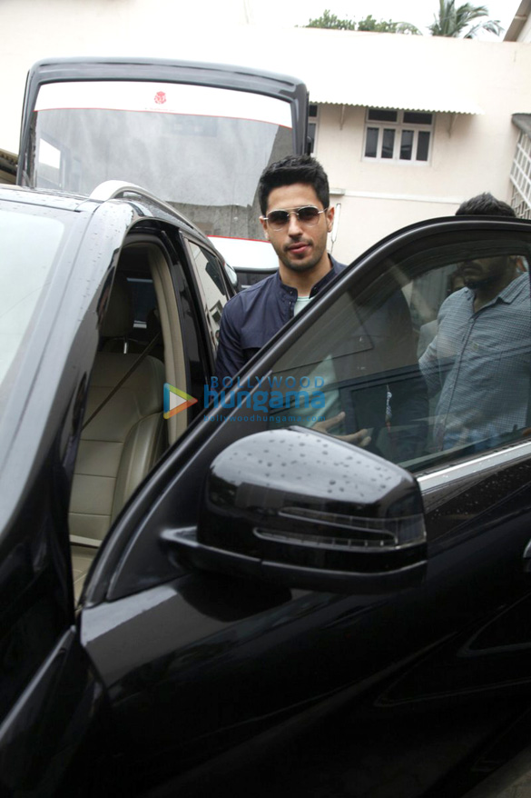 sidharth malhotra snapped post an ad shoot 5